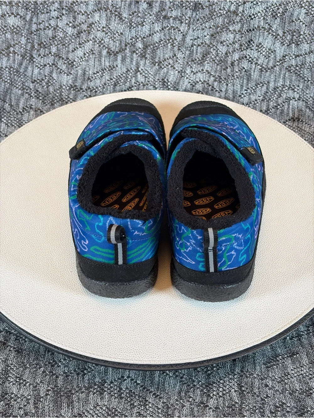 Keen Kids Howser Low Wrap shoes Youth size 6
